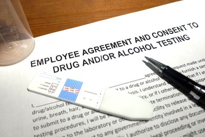 Guide on Passing Employment Drug Test With powdered Urine Kit